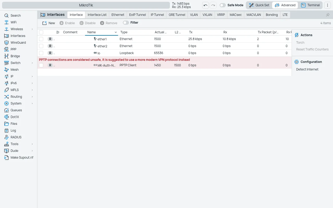 Lista de interfaces no WebFig, com a porta do VPS e uma VPN configurada (exemplo)