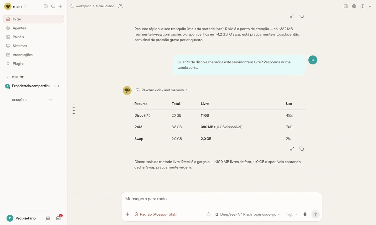 Chat do painel: o agente verificou disco e memória do servid